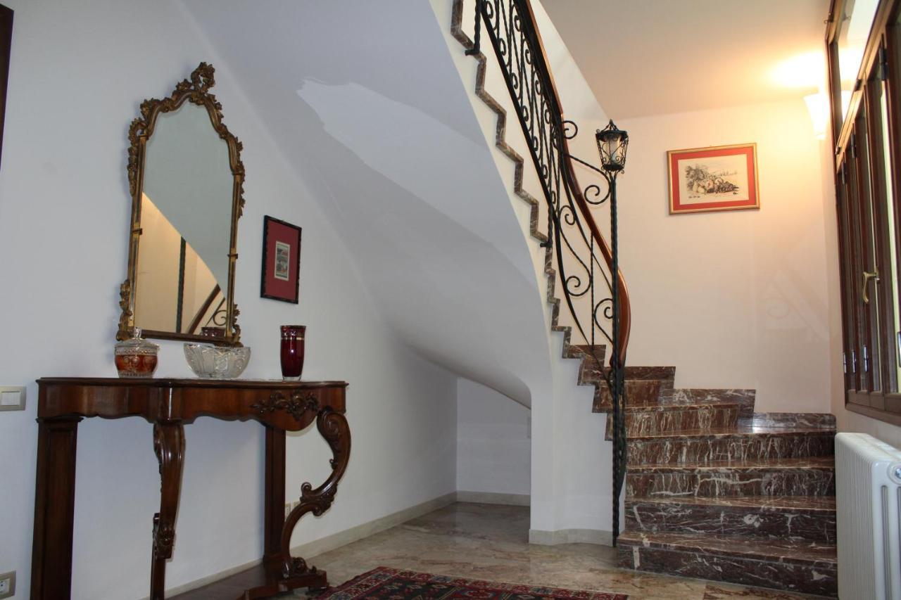 Tres Chic Bed and Breakfast Civitanova Marche Eksteriør billede